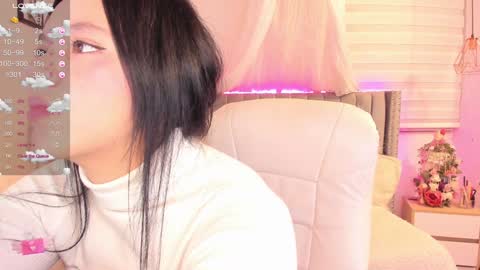 Snapshot of vanesa_moon_ chatting on January 2025 11:30:01 PM vanesa_moon_ online show from January 2025 11:30:01 PM