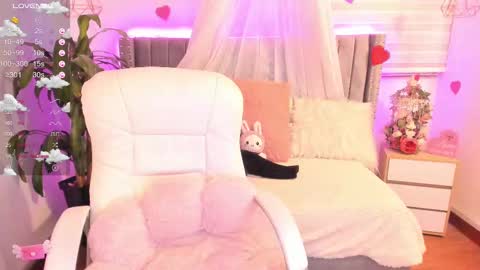 Snapshot of vanesa_moon_ chatting on February 2025 12:54:02 AM vanesa_moon_ online show from February 2025 12:54:02 AM