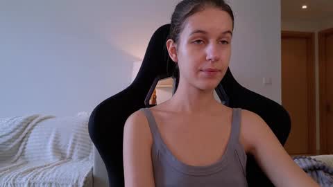 Snapshot of vanessabayer chatting on January 2025 01:31:02 AM vanessa online show from January 2025 01:31:02 AM