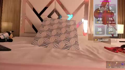 Vanessa Hard online show from July 2026 09:32:02 PM