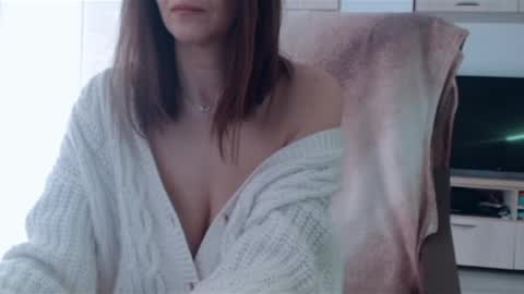 Vanessa online show from March 2025 11:47:02 AM