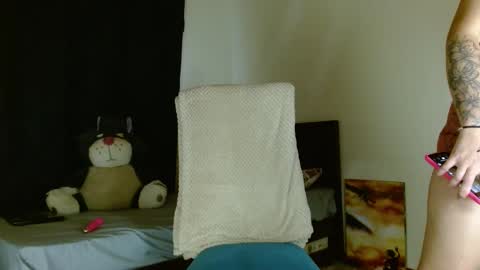 Snapshot of vanessamcqueen07 chatting on November 2025 10:12:01 PM Vanesa online show from November 2025 10:12:01 PM