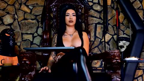 Snapshot of vanessamorningstar1 chatting on October 2025 06:52:01 PM Miss Vanessa online show from October 2025 06:52:01 PM