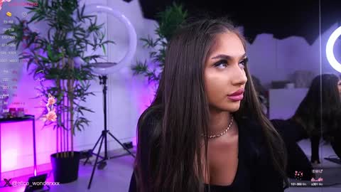 Vanessa Simon online show from January 2025 06:53:02 AM