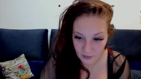 Snapshot of vanessasquirtt chatting on December 2024 05:29:02 AM Vanessa online show from December 2024 05:29:02 AM