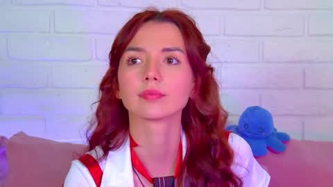 VanessaVienne online show from June 2026 04:33:02 PM