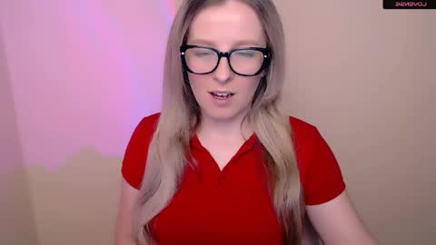 Snapshot of vanillaex_ chatting on April 2026 04:04:02 PM Mia online show from April 2026 04:04:02 PM