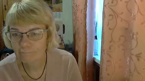 Vanillaxcreamy online show from December 2024 01:38:02 PM