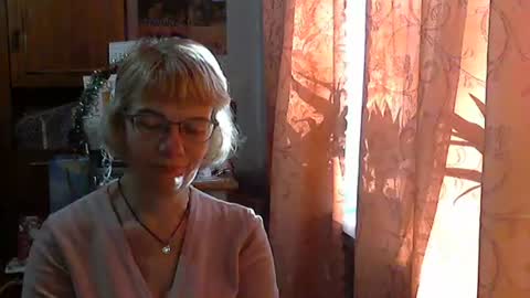 Vanillaxcreamy online show from December 2024 12:23:02 PM