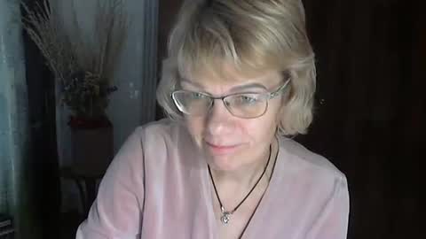 Vanillaxcreamy online show from January 2025 01:30:01 PM
