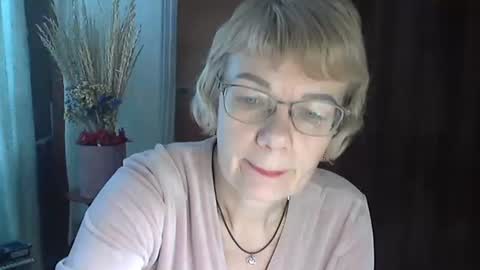 Vanillaxcreamy online show from February 2025 11:51:02 AM