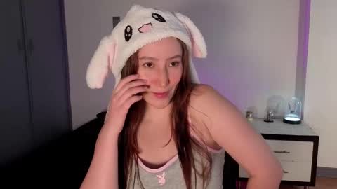 Snapshot of vanlet chatting on October 2025 10:18:02 PM Elizabeth online show from October 2025 10:18:02 PM