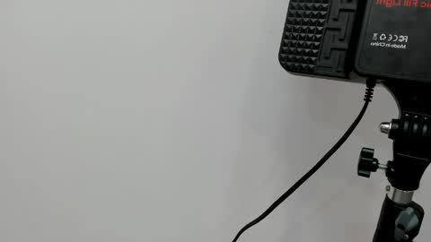 Vannellope online show from April 2026 01:52:01 PM