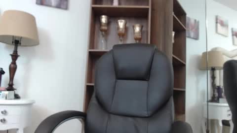 Vannellope online show from April 2026 11:25:01 AM