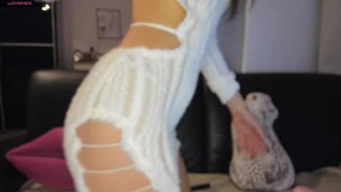 Vannessa online show from April 2026 09:48:02 PM