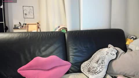 Vannessa online show from April 2026 09:15:02 PM