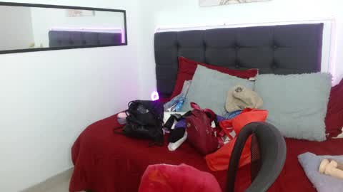 vane online show from April 2026 06:23:01 PM