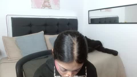 Snapshot of vannesweet_ chatting on July 2026 09:00:02 PM vane online show from July 2026 09:00:02 PM