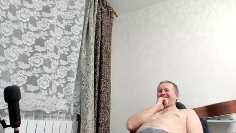Snapshot of vano_822 chatting on February 2025 10:20:01 PM vano_822 online show from February 2025 10:20:01 PM