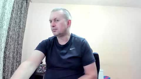 vano_822 online show from November 2025 07:49:02 PM