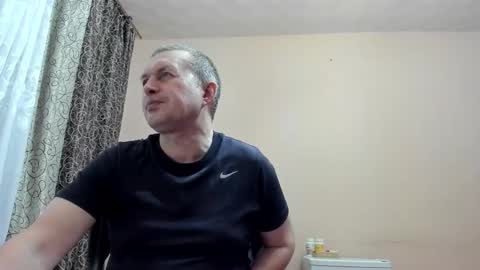 vano_822 online show from December 2025 03:39:01 PM