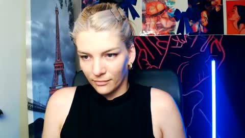 Vanessa online show from May 2026 04:47:01 PM