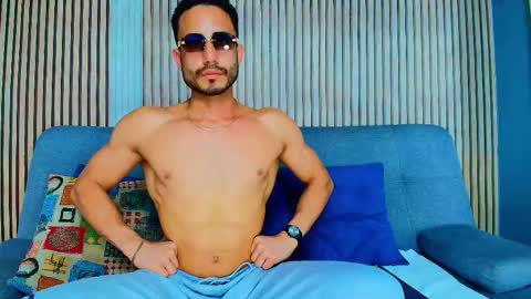 Vans Ross online show from February 2026 07:31:01 PM