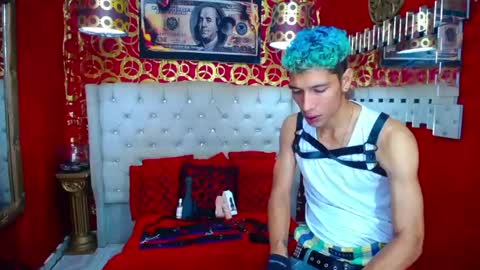 Snapshot of varonaesteban7 chatting on July 2026 08:04:02 PM Esteban online show from July 2026 08:04:02 PM