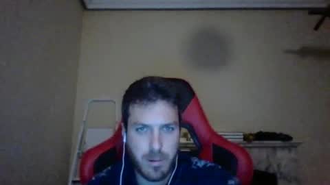 vascorro20 online show from December 2024 06:20:02 PM