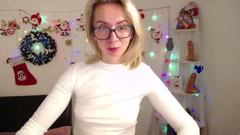 Snapshot of vasilisasii chatting on December 2024 03:46:02 PM Vasilisa online show from December 2024 03:46:02 PM