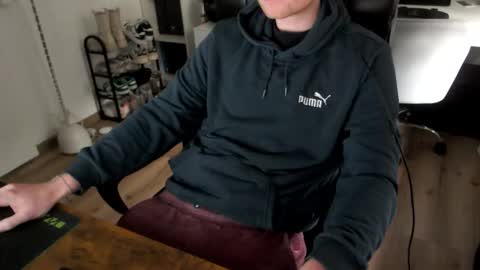 Vaslo online show from December 2025 09:49:01 AM