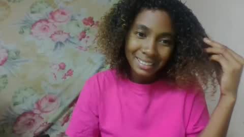 Snapshot of vaviroa chatting on May 2026 12:23:02 PM vaviroa online show from May 2026 12:23:02 PM