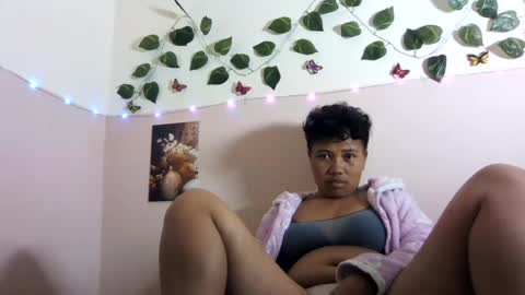 Vayannah online show from July 2026 07:38:01 PM