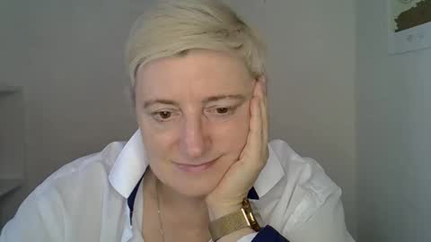 vea_motty online show from March 2026 12:09:01 PM