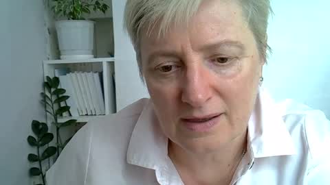 Snapshot of vea_motty chatting on May 2026 11:59:02 AM vea_motty online show from May 2026 11:59:02 AM