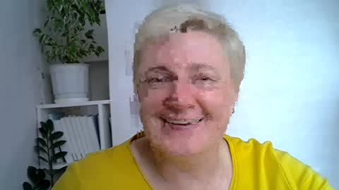 Snapshot of vea_motty chatting on June 2026 08:49:01 AM vea_motty online show from June 2026 08:49:01 AM