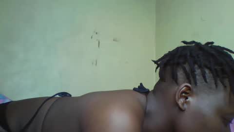 Vee tommy online show from December 2024 07:01:02 PM