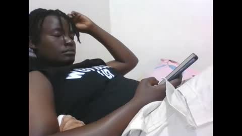 Vee tommy online show from March 2026 07:19:02 PM