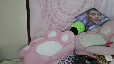 Veronica Lehane online show from January 2025 06:35:02 AM