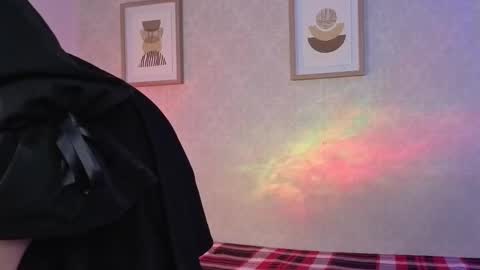 Snapshot of veesimons_dh chatting on October 2025 12:08:02 AM Vee Simons online show from October 2025 12:08:02 AM