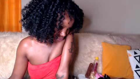 Snapshot of veey_dellah chatting on August 2026 03:53:02 AM veey online show from August 2026 03:53:02 AM