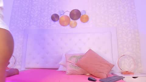   online show from November 2025 11:44:02 AM