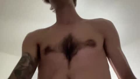 Joeyyy online show from November 2025 03:27:01 AM