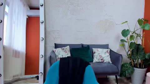 Snapshot of vel1ka chatting on October 2025 04:18:02 AM Barbara online show from October 2025 04:18:02 AM