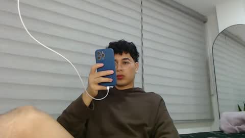 velascosexyboy online show from February 2025 02:44:02 AM