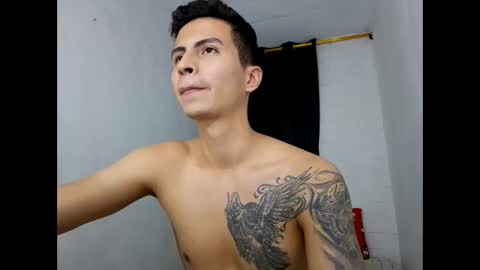 Snapshot of velk_hot1 chatting on January 2025 11:27:02 PM velk_hot1 online show from January 2025 11:27:02 PM