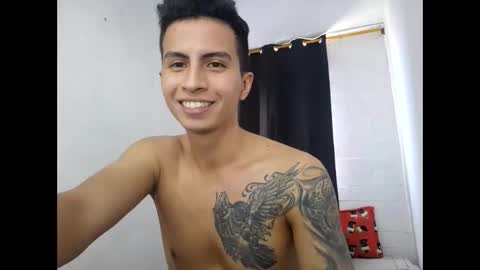 Snapshot of velk_hot1 chatting on January 2025 06:38:02 PM velk_hot1 online show from January 2025 06:38:02 PM