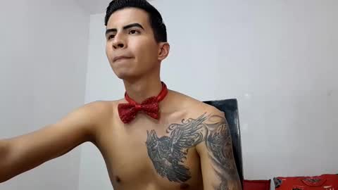 Snapshot of velk_hot1 chatting on March 2025 09:15:02 PM velk_hot1 online show from March 2025 09:15:02 PM
