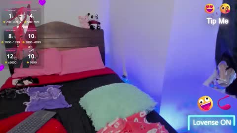 Vella online show from November 2025 07:04:02 PM