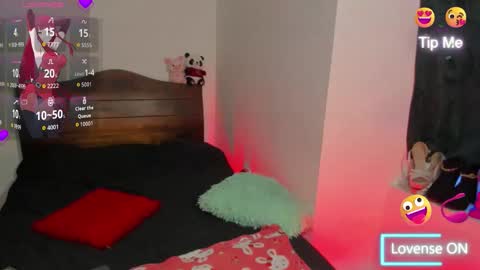 Vella online show from November 2025 07:13:01 PM